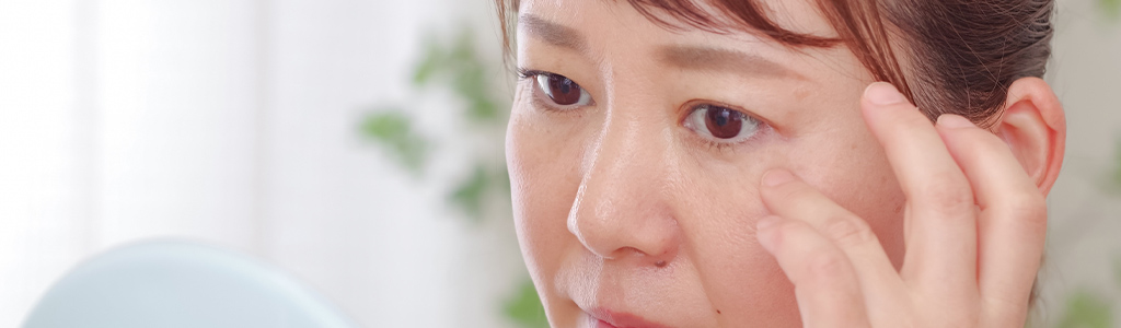 目もとの小じわ・クマ・くすみが気になる